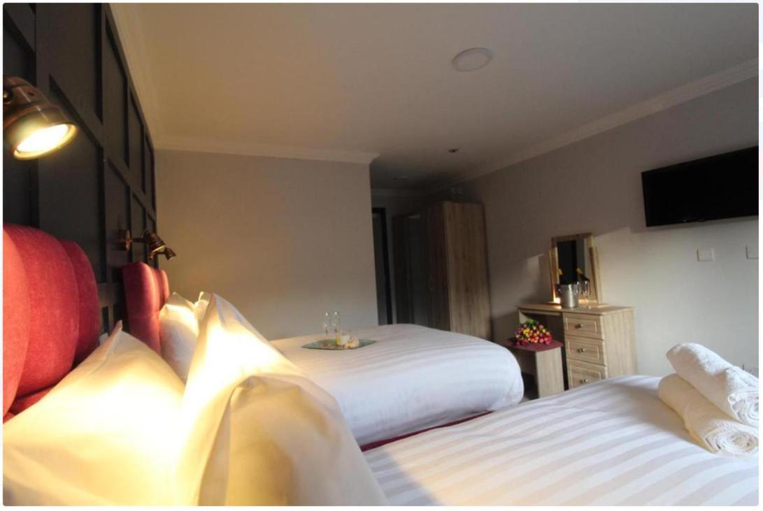 מאלו The Dutch Tulip Hotel מראה חיצוני תמונה